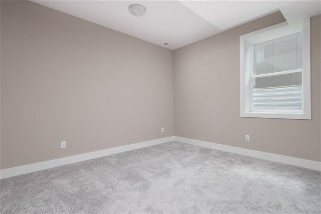7430 N Lamar Drive — photo 38