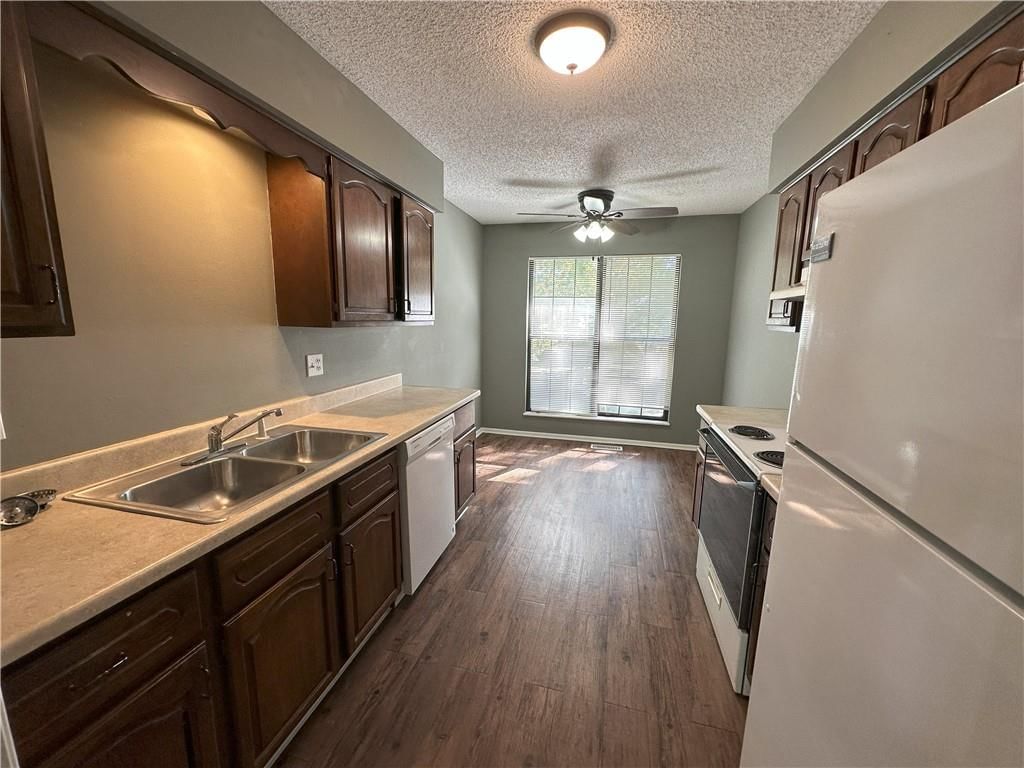 307 NW HIGHLAND Lane — photo 28