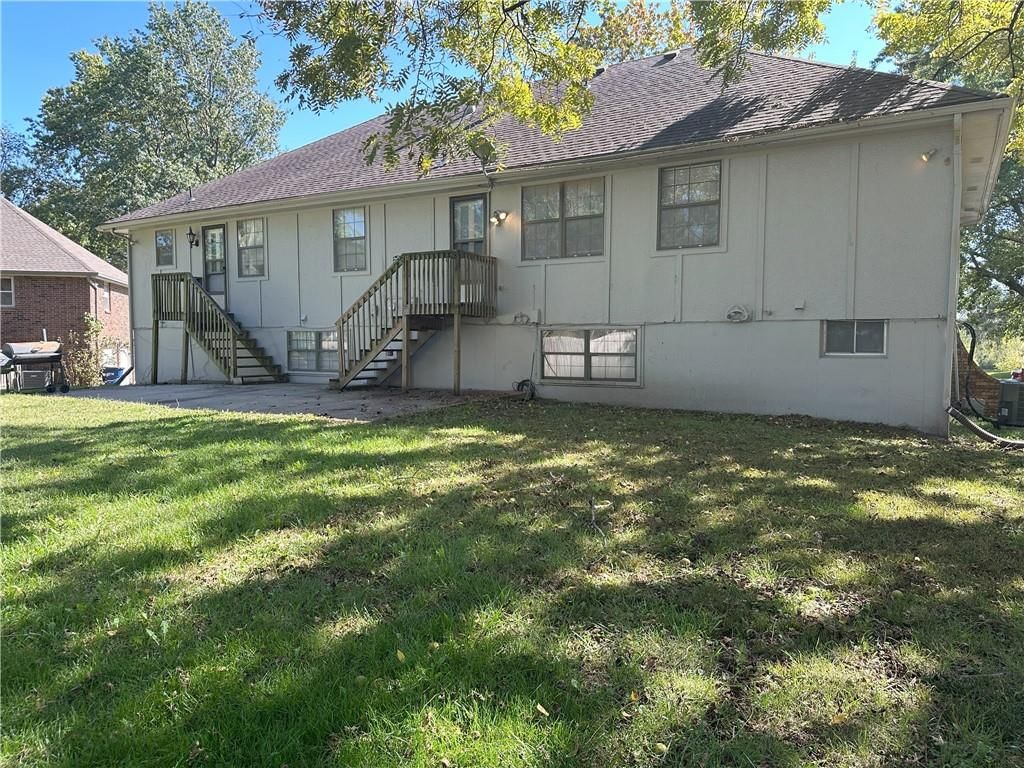 307 NW HIGHLAND Lane — photo 44