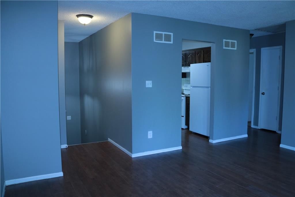 315 NW Highland Lane — photo 6