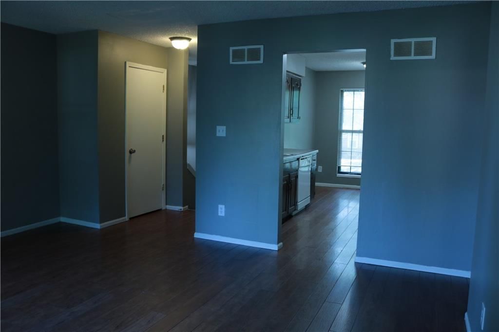 315 NW Highland Lane — photo 7