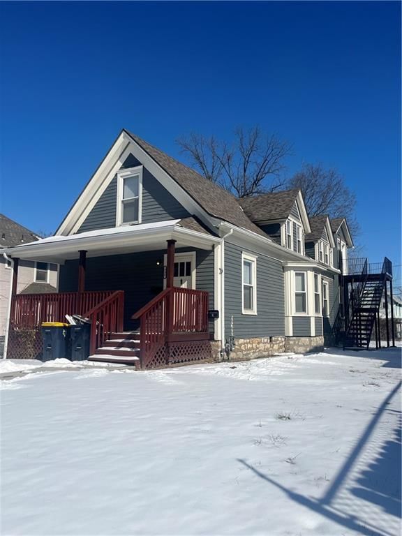 335 N Lawndale Avenue — photo 2