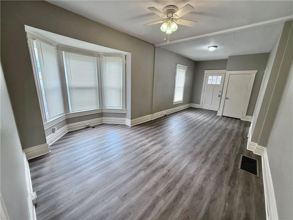 335 N Lawndale Avenue — photo 3