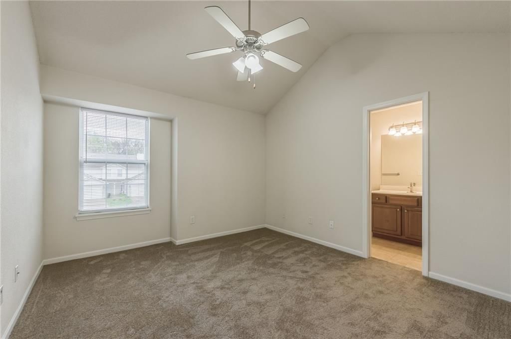 5512 NW Downing Street — photo 9