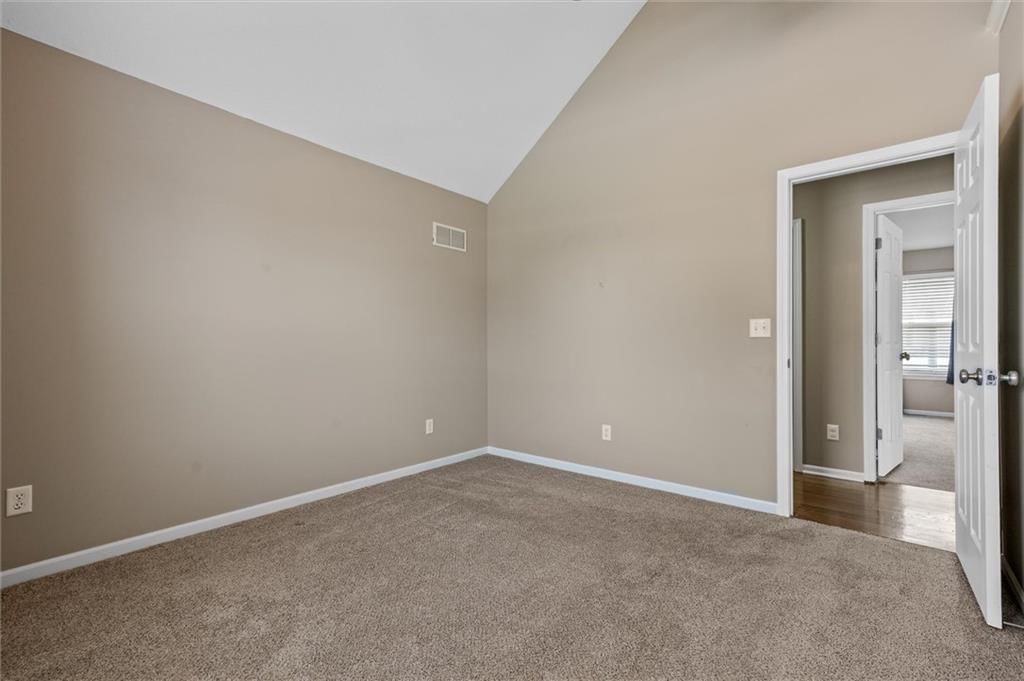 10939 N Randolph Avenue — photo 15