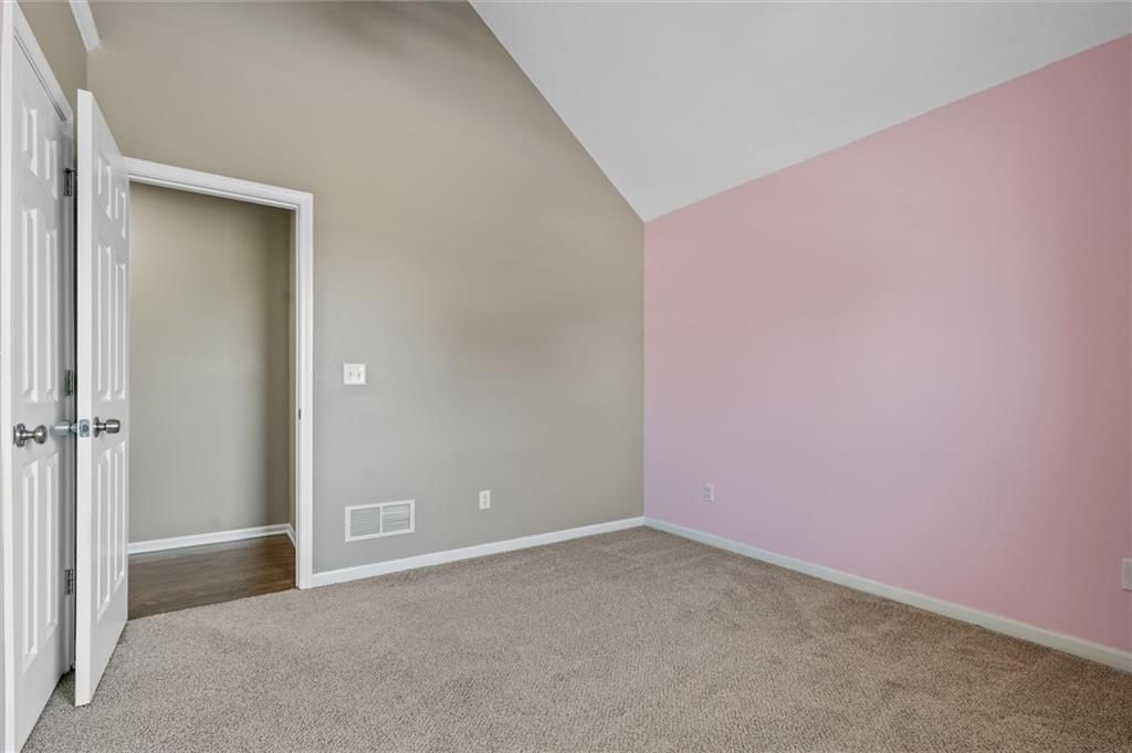 10939 N Randolph Avenue — photo 22