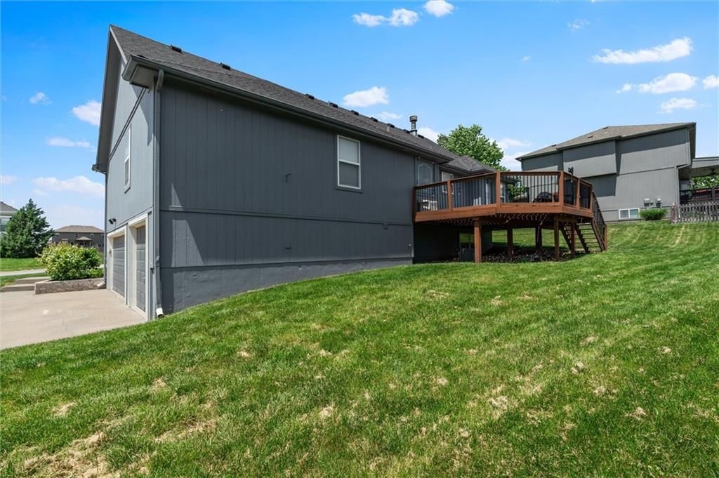 10939 N Randolph Avenue — photo 28
