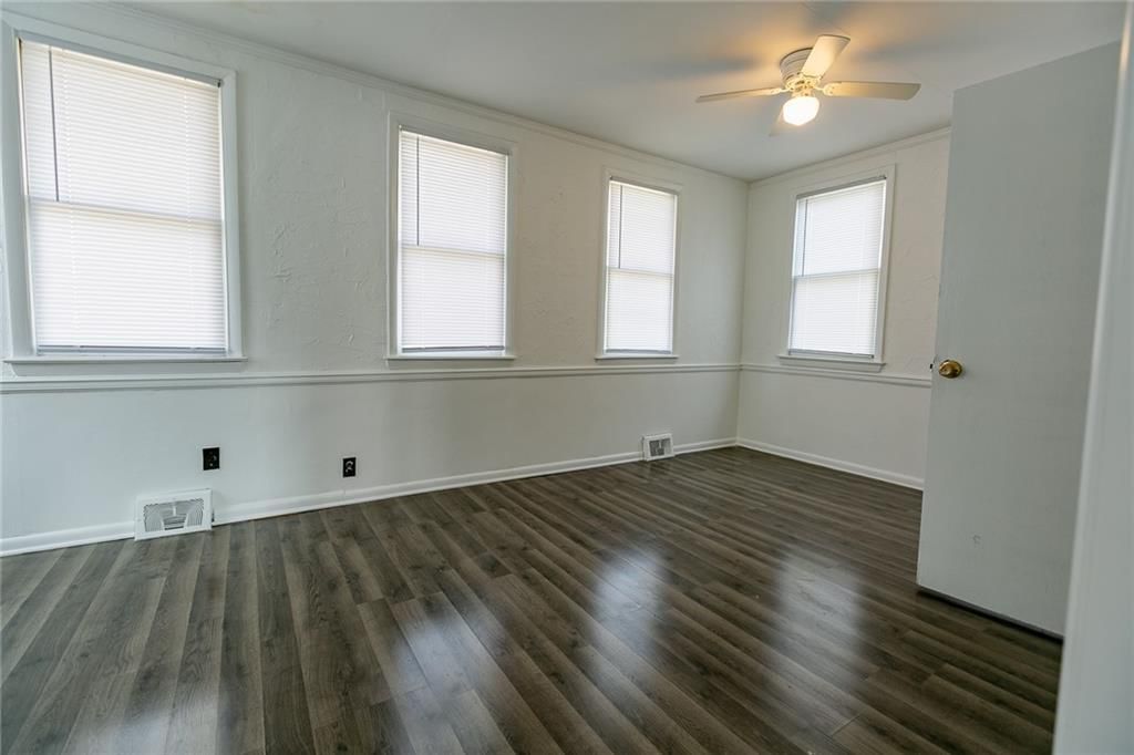 6936 Kensington Avenue — photo 8
