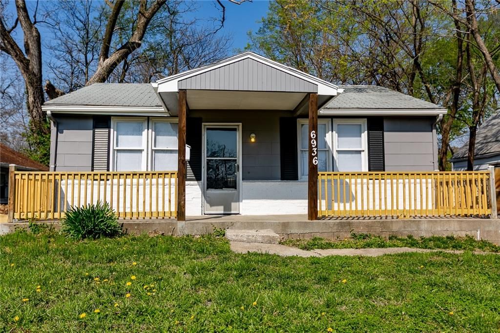 6936 Kensington Avenue — photo 17
