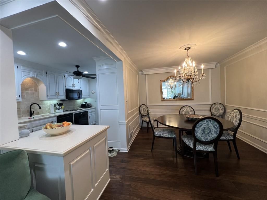 8353 Somerset Drive — photo 11