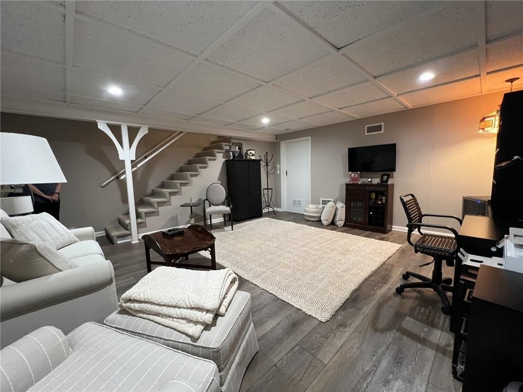 8353 Somerset Drive — photo 25