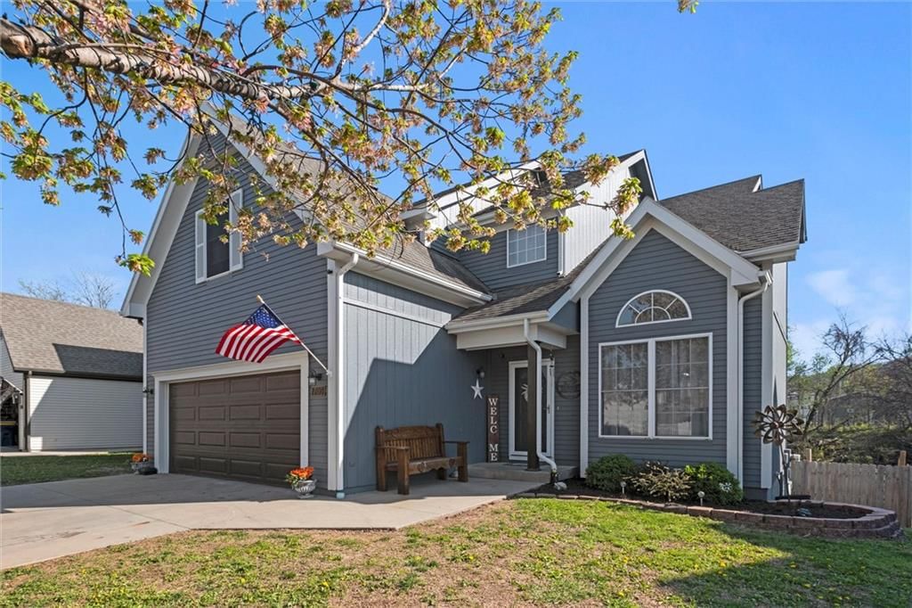 705 Redbud Drive — photo 4