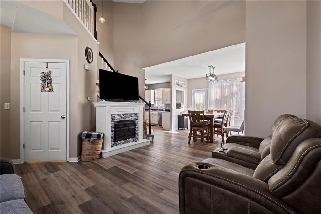 705 Redbud Drive — photo 6