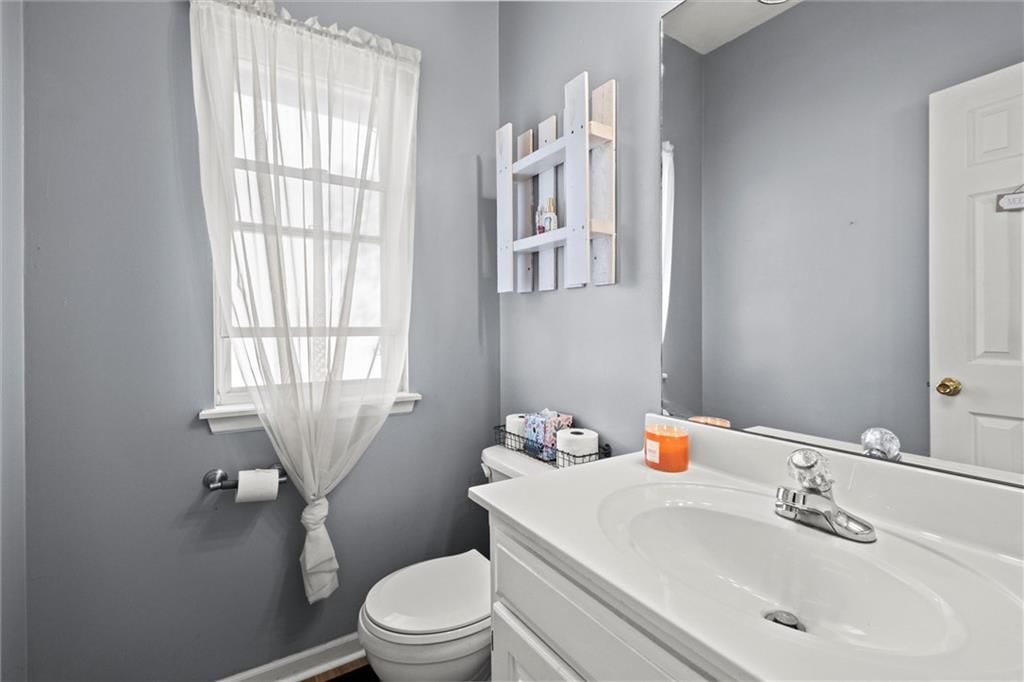 705 Redbud Drive — photo 14