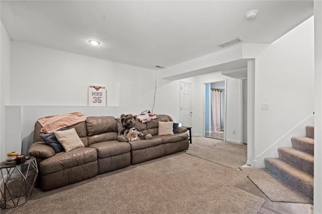 705 Redbud Drive — photo 25