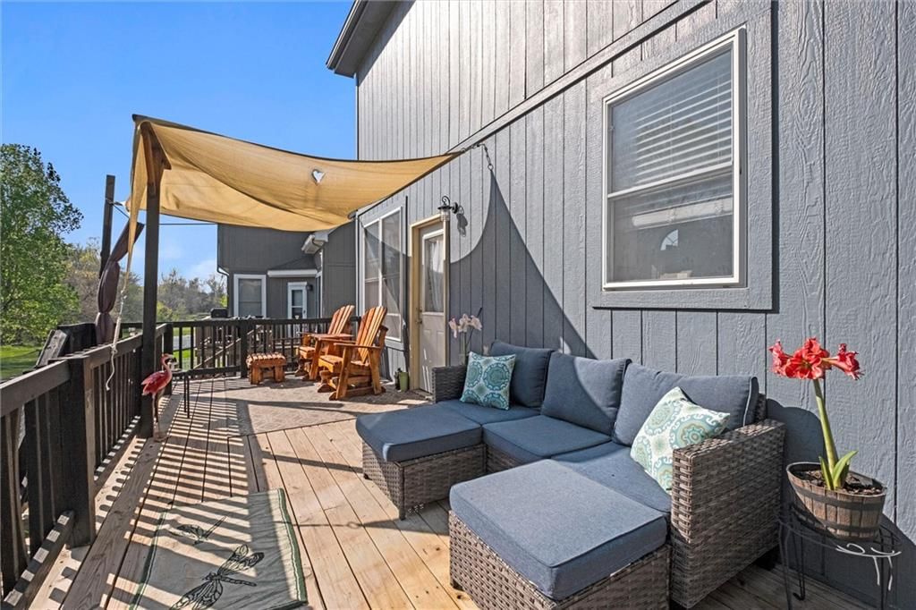705 Redbud Drive — photo 28