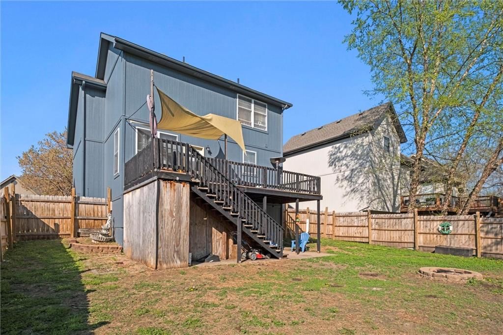 705 Redbud Drive — photo 30