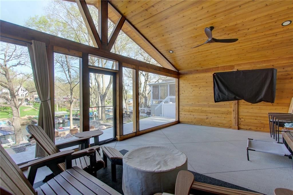 37 R Street — photo 16