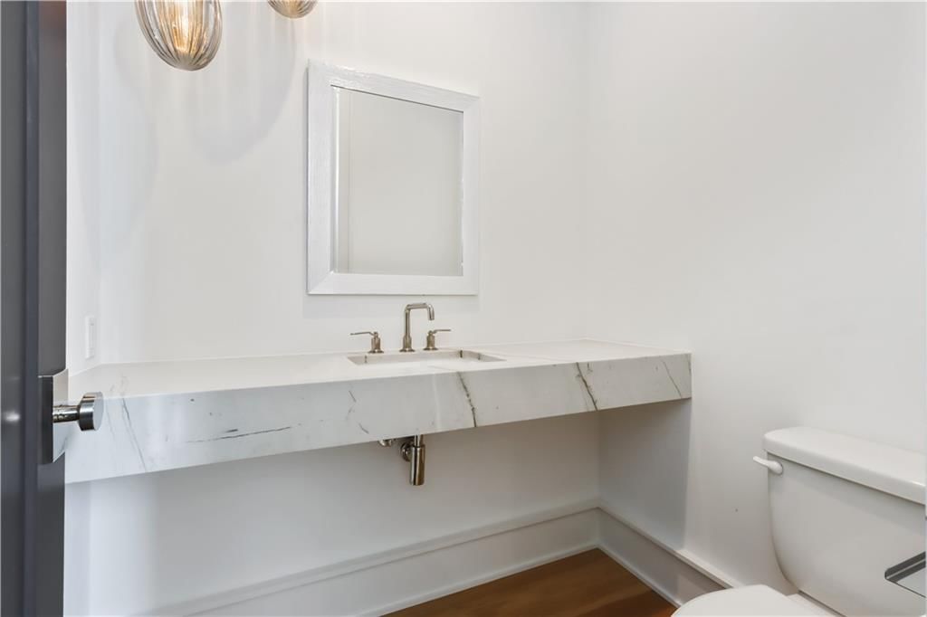 2109 Belleview Avenue — photo 10