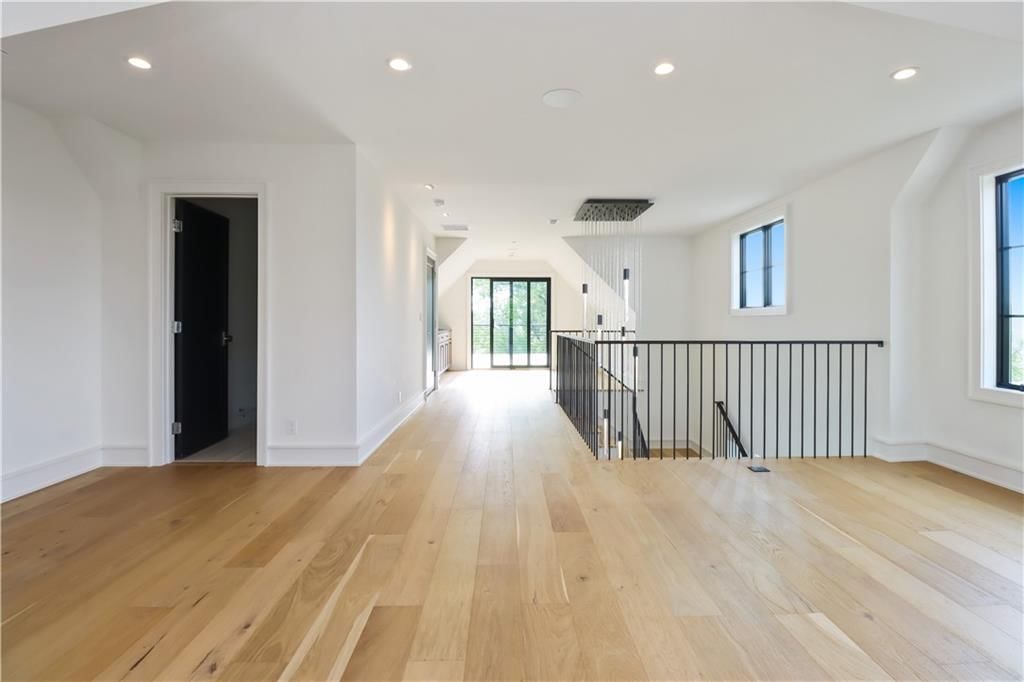 2109 Belleview Avenue — photo 35