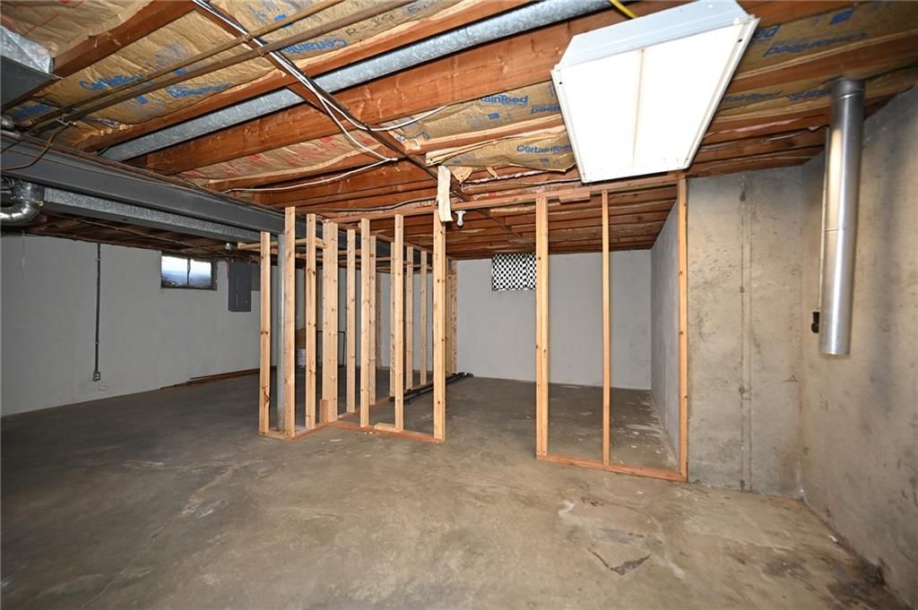 8719 N Charlotte Street — photo 24