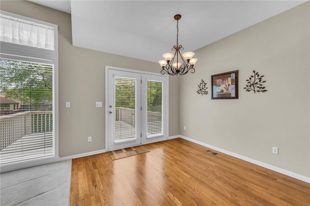 6511 N Strathbury Avenue — photo 6