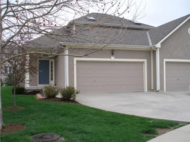 7323 Silverheel Street — photo 2