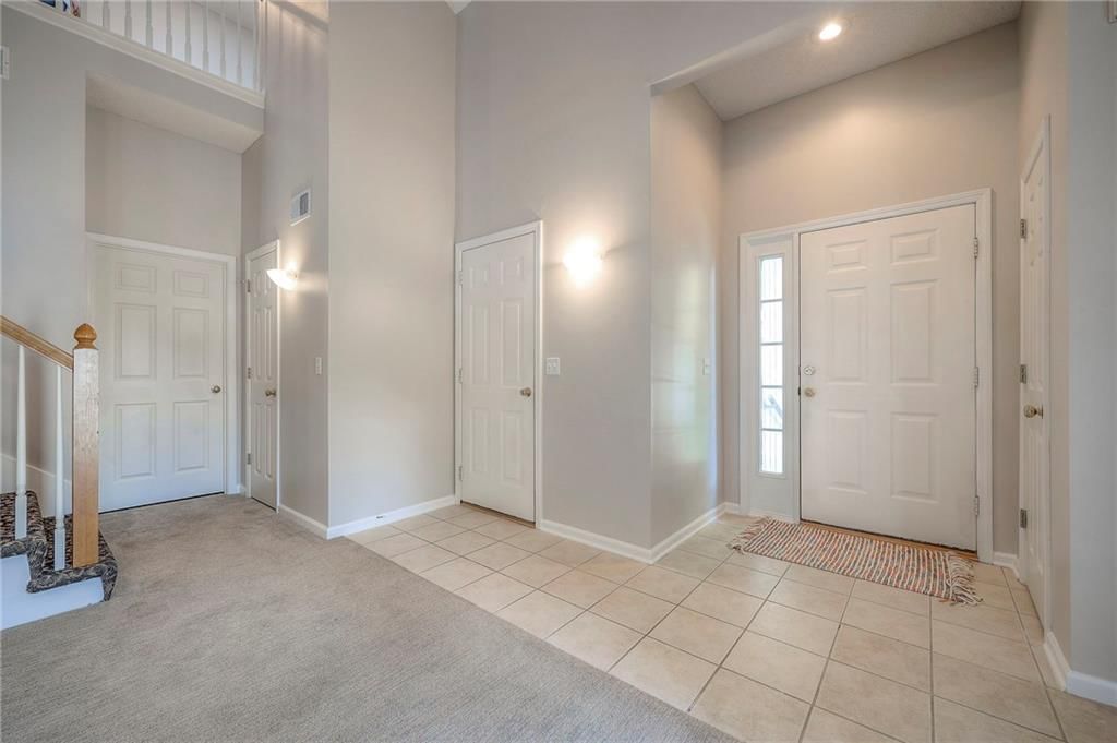 7323 Silverheel Street — photo 3