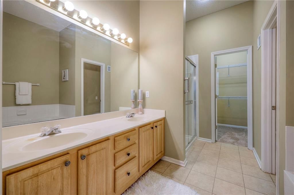 7323 Silverheel Street — photo 16
