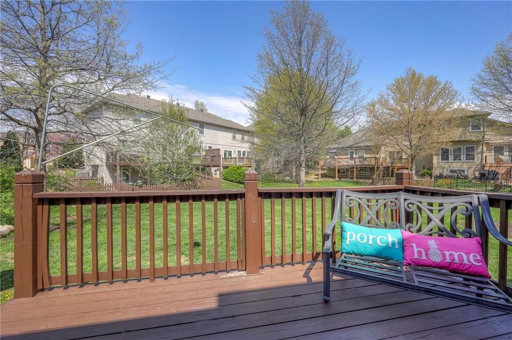 7323 Silverheel Street — photo 34