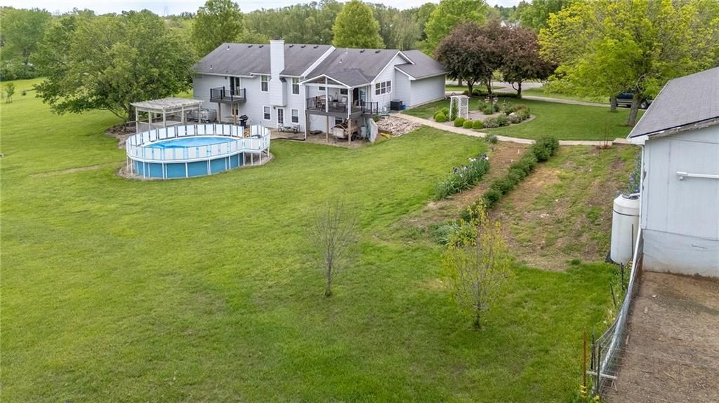 Photo 7 of 43 - 15404 NE 181st Street