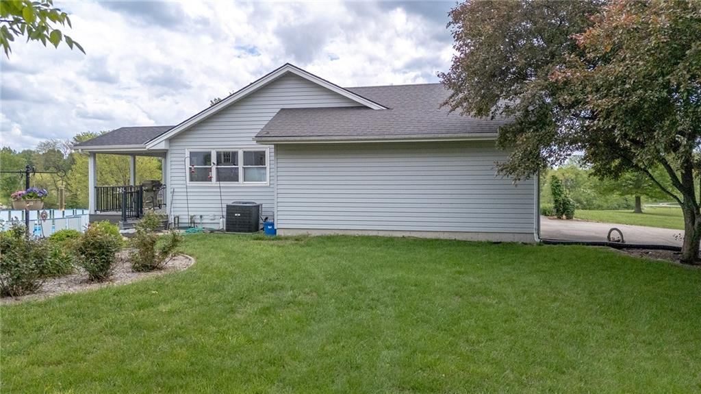 Photo 9 of 43 - 15404 NE 181st Street
