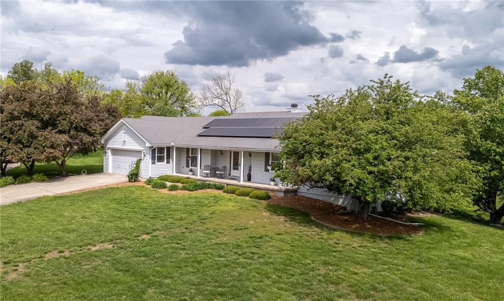 Photo 10 of 43 - 15404 NE 181st Street