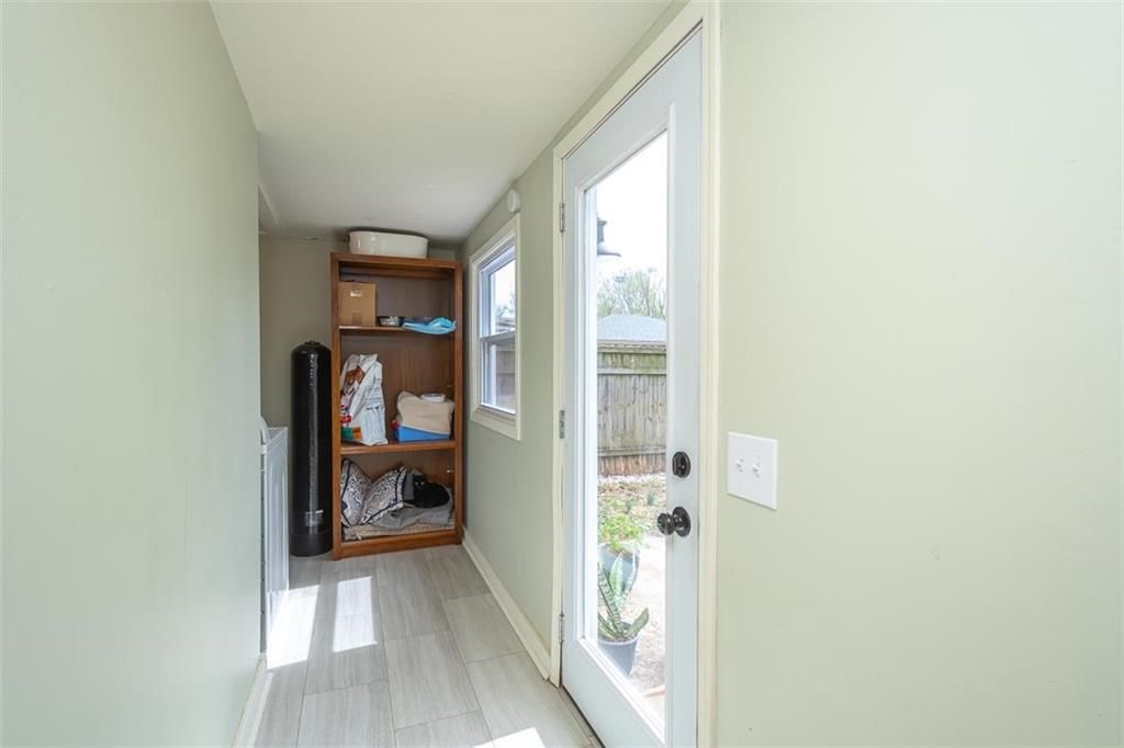 830 E 8th Street — photo 25