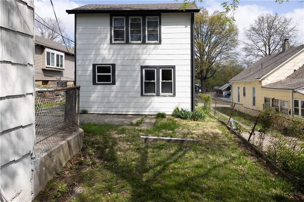 2617 Washington Avenue — photo 5