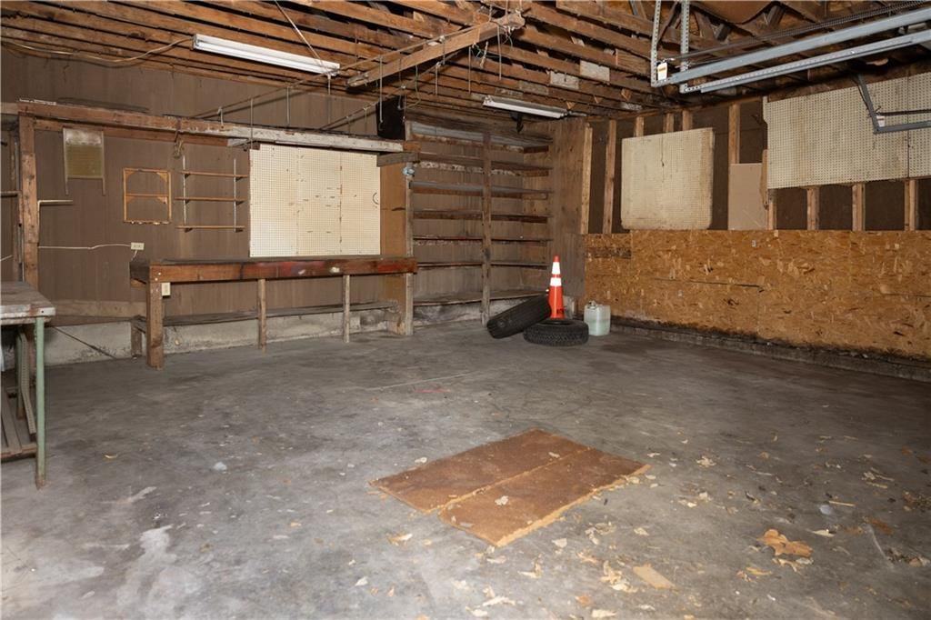 2617 Washington Avenue — photo 7