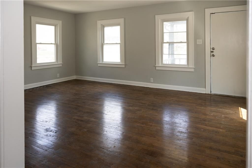 2617 Washington Avenue — photo 10