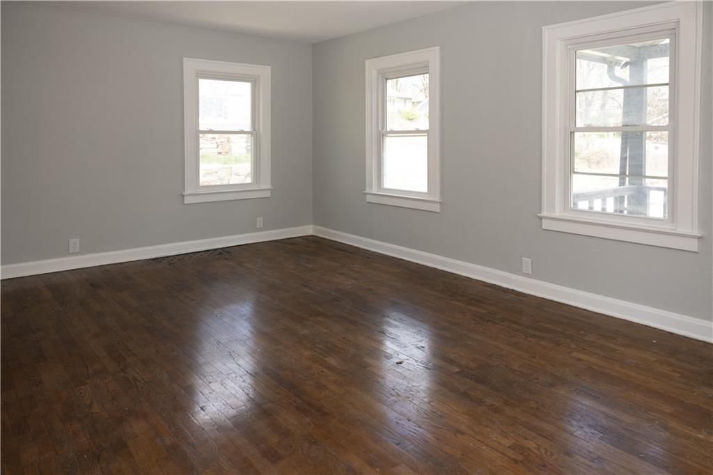 2617 Washington Avenue — photo 11