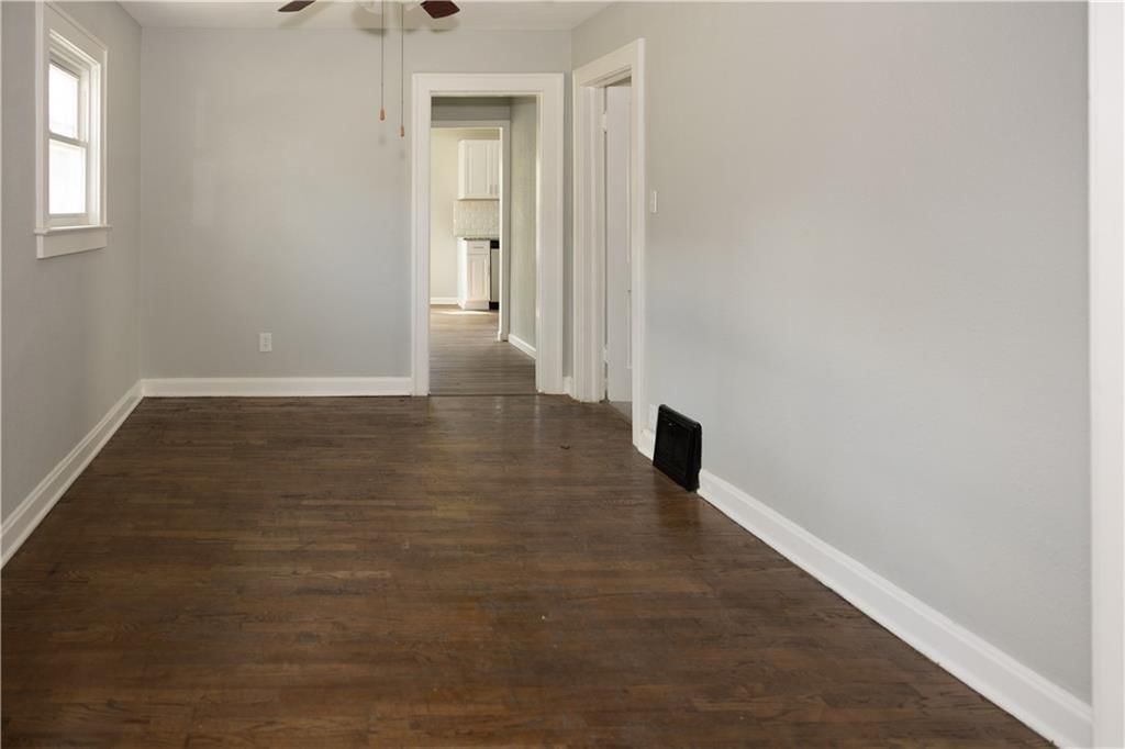 2617 Washington Avenue — photo 12