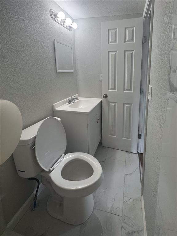 2617 Washington Avenue — photo 36