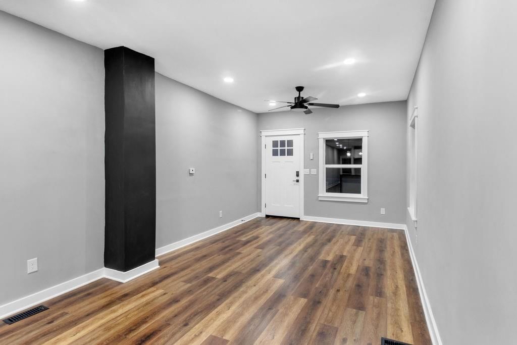 215 N 31 Street — photo 11