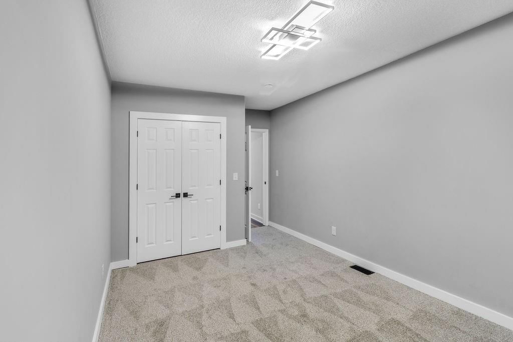 215 N 31 Street — photo 42