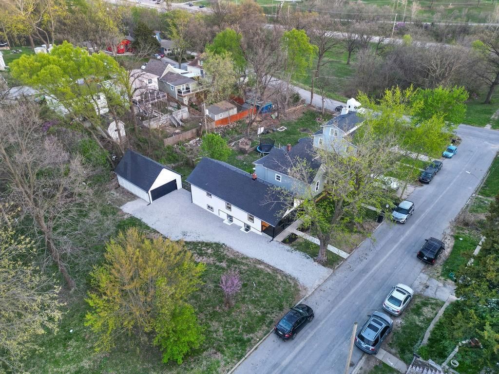215 N 31 Street — photo 55