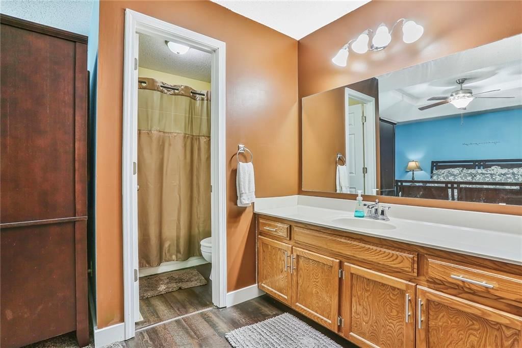 922 NE Karapat Drive — photo 10