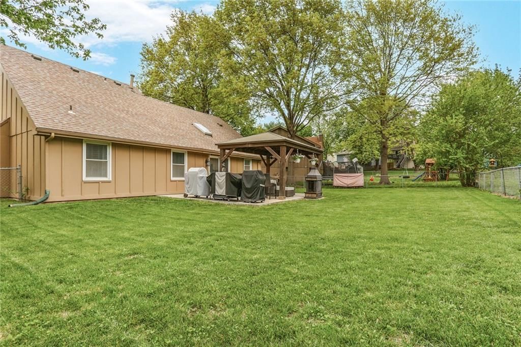 922 NE Karapat Drive — photo 21
