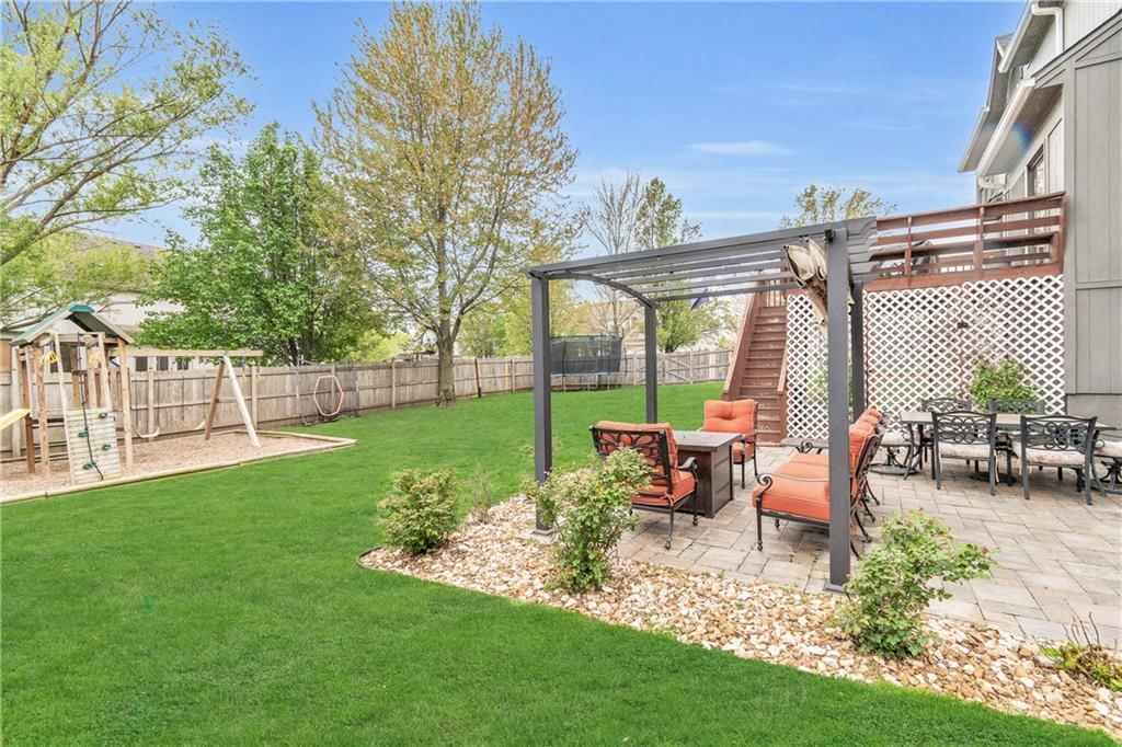 1317 SW Pebble Lane SW — photo 40