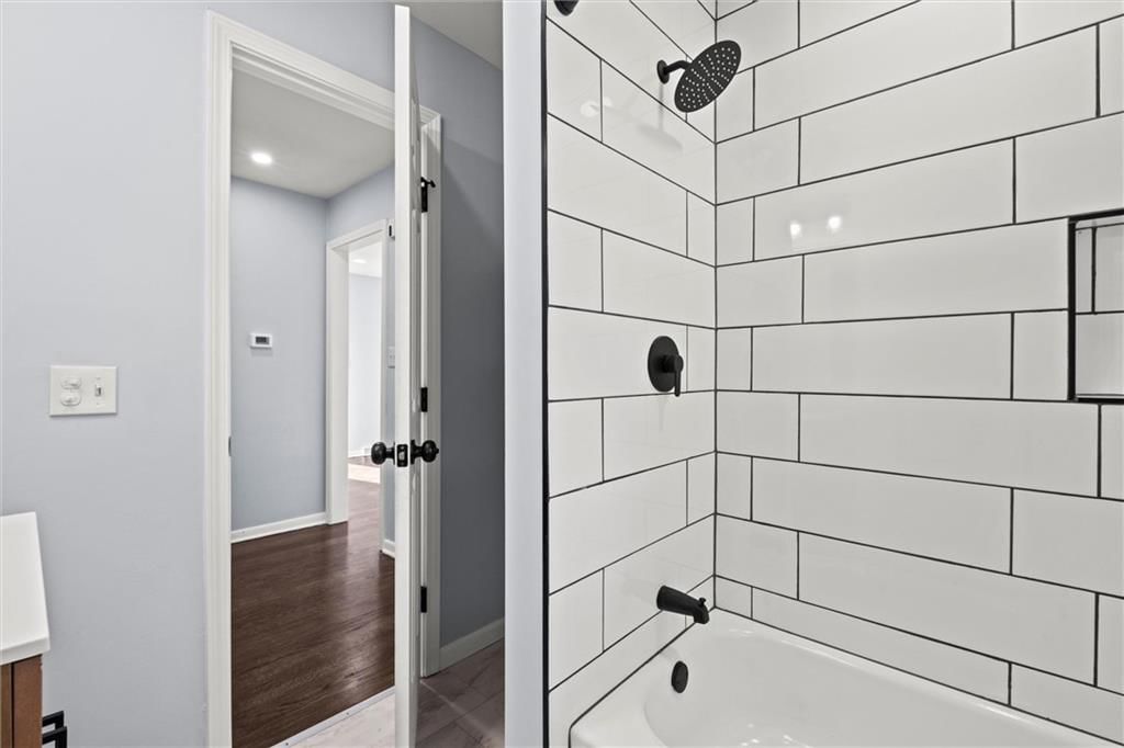 8537 S Russell Street — photo 14