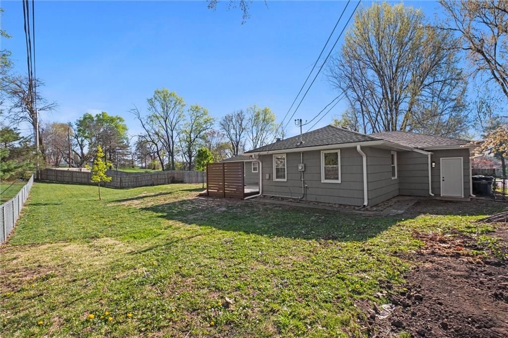 8537 S Russell Street — photo 29