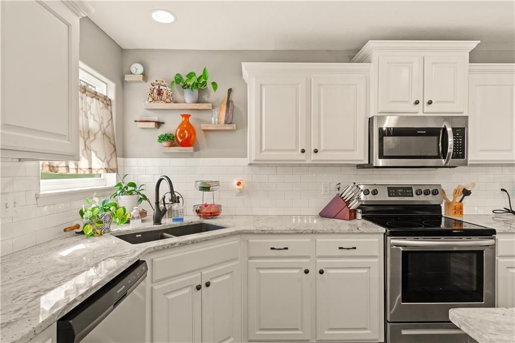 912 SE Forest Ridge Court — photo 10