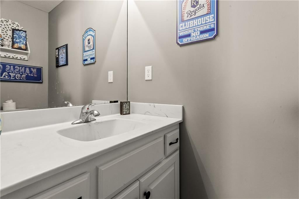 912 SE Forest Ridge Court — photo 29